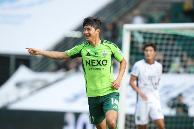 球速体育 (中国)官网-最全体育赛事直播与即时数据-韩媒：韩国国脚全晋旴已与英冠牛津联达成协议，合同两年半